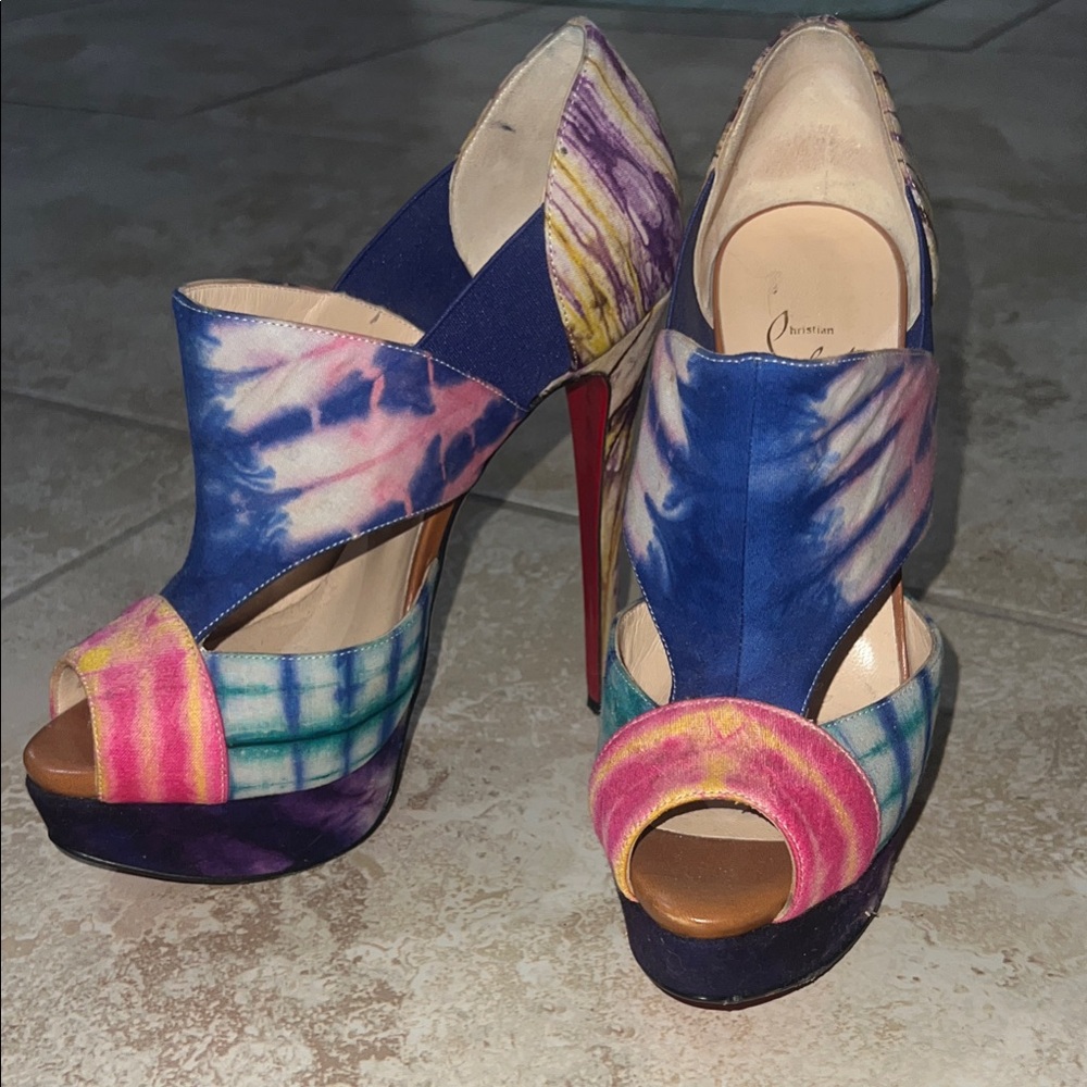 Christian Louboutin Multicolor Heels size 37